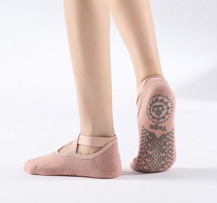 Non-Slip Grip Socks for Women - Perfect for Pilates, Barre, Ballet, and Barefoot Workouts. - luvinly